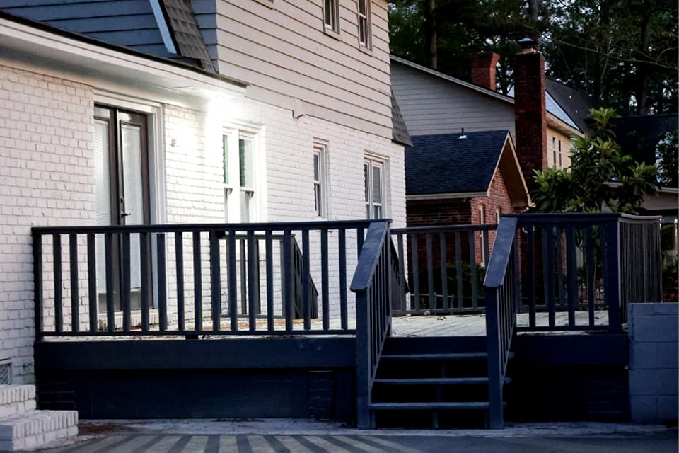 Side Patio Deck